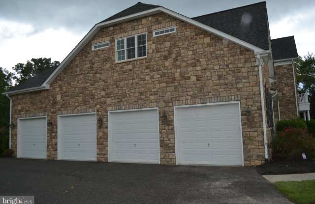 22651 BEAVERDAM DRIVE Gallery 4