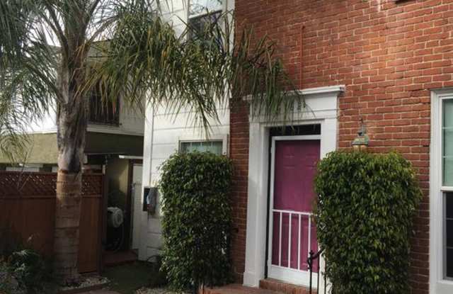 1760 North LAS PALMAS Avenue Gallery 2