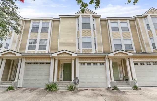 1436 LAKE Avenue Gallery 2