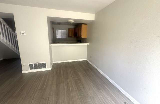 14368 East 22nd Place Gallery 3