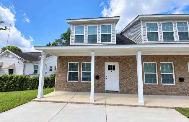 PRE-LEASING UNIT A FOR EARLY AUGUST 2027 MOVE IN! 3 bed/ 3.5 bath. Gallery 1