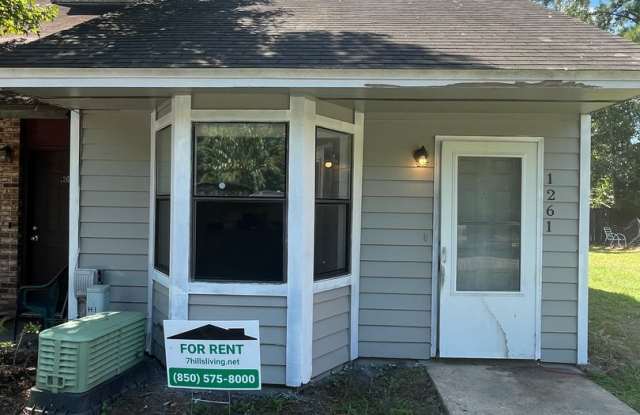 2 bed 2 bath townhome on Orange Ave photos photos