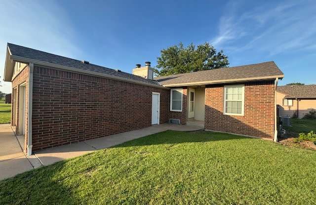 1522 South Todd Street - 1522 South Todd Street, Wichita, KS 67207