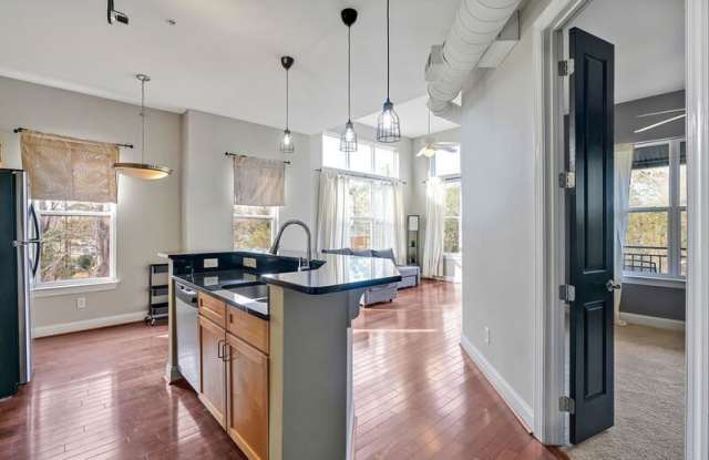 2906 Market Street - 1 Gallery 4