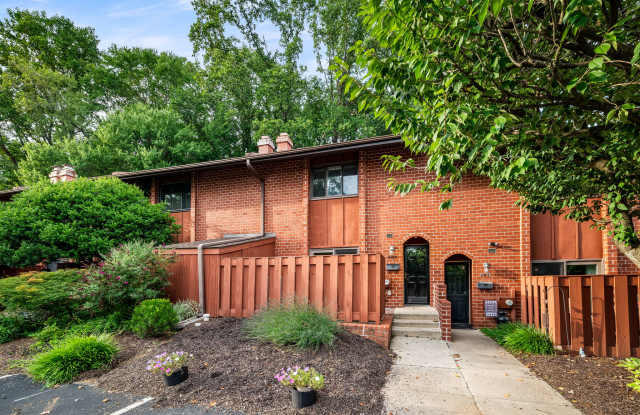 404 Worthington Dr photos photos