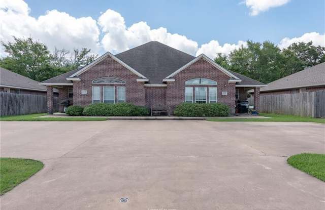 1433 Western Oaks Gallery 1
