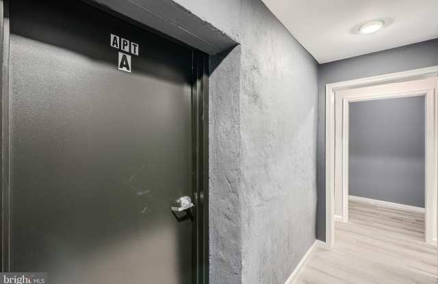 7 S CARROLLTON Avenue photos photos