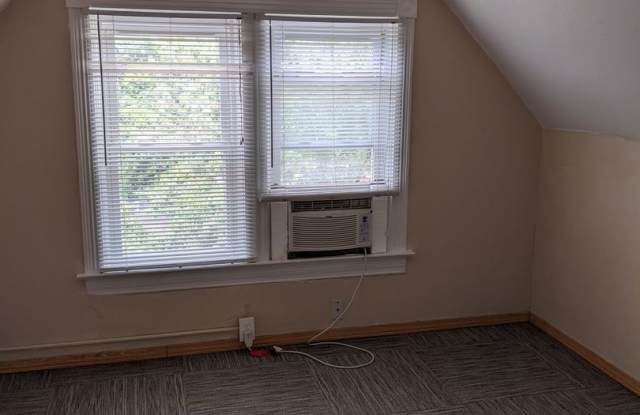Renovated South Oakland 6 bedroom House Gallery 3