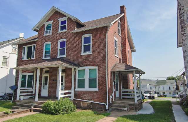 431 W 2nd St photos photos