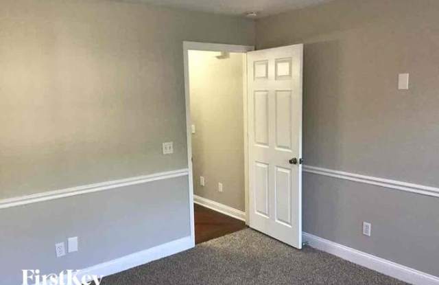 3633 Greatwood Court Gallery 4