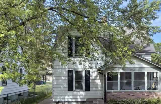 3555 North Humboldt Avenue Gallery 2