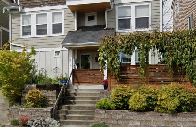810 N 49th St - 810 North 49th Street, Seattle, WA 98103