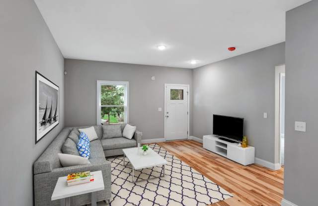 2806 Lafayette Avenue - A Gallery 3
