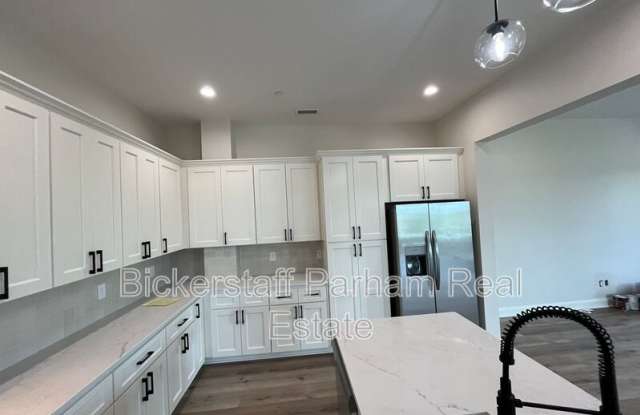 6801 River Rd Building I Gallery 3