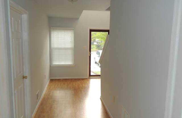 4211 BUMBRY TERRACE Gallery 3