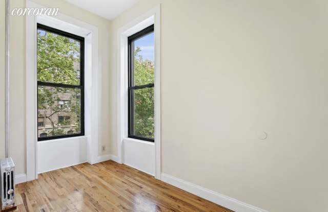 483 Clinton Avenue Gallery 4