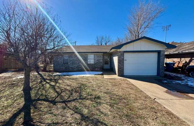 Three Bedroom Home in Tuttle! NEW PHOTOS COMING SOON!! photos photos