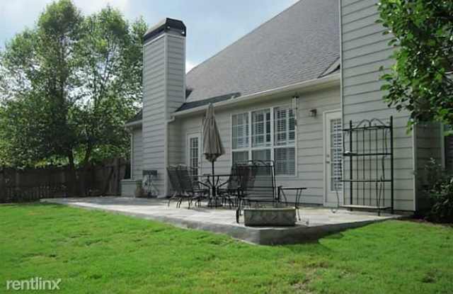1640 Trellis Gallery 4