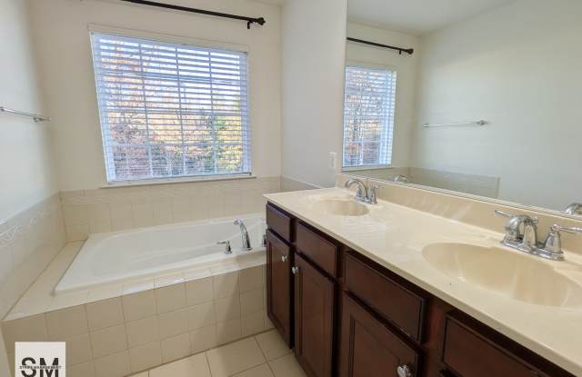 15321 Pocopson Creek Way - 1 Gallery 4