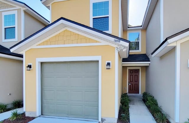 10959 HIDDEN HAVEN CT - 10959 Hidden Haven Court, Jacksonville, FL 32218