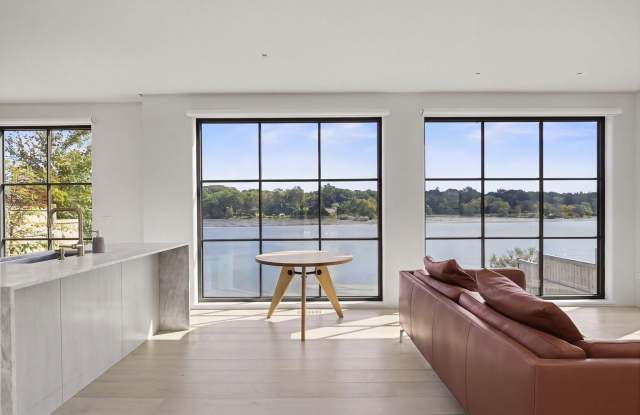 79 Riverside Avenue Gallery 2