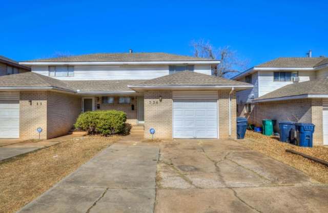 Updated in NE OKC for rent! Minutes to Broadway Extension/235 and Downtown! - 33 Northeast 63rd Street, Oklahoma City, OK 73105 Updated in NE OKC for rent! Minutes to Broadway Extension/235 and Downtown! - 33 Northeast 63rd Street, Oklahoma City, OK 73105