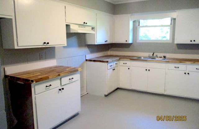 Affordable Ground-Level Living in Greenwood Gallery 1