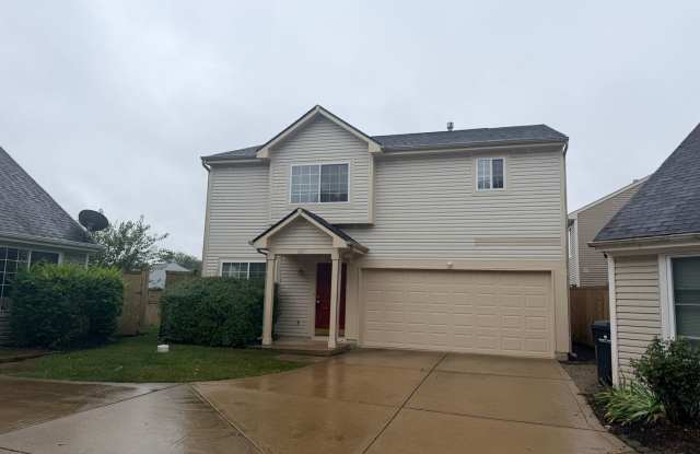 Now showing this 3BR, 2.5 BA home located at 629 Cembra Dr, Greenwood, IN photos photos