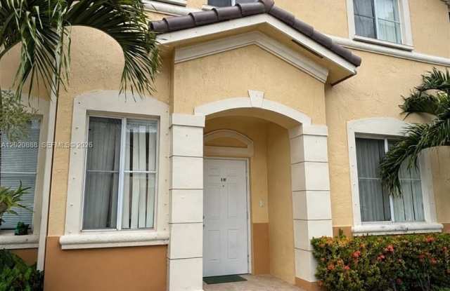6920 NW 177th St photos photos