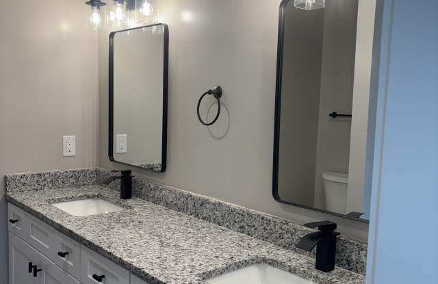 197 B Thomas Ln - 197 Thomas Lane, Mount Airy, NC 27030