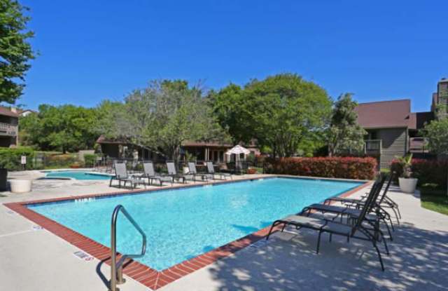 6051 Shepherd Mountain Cove Gallery 2