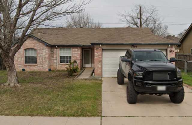 2505 Windmill Dr photos photos
