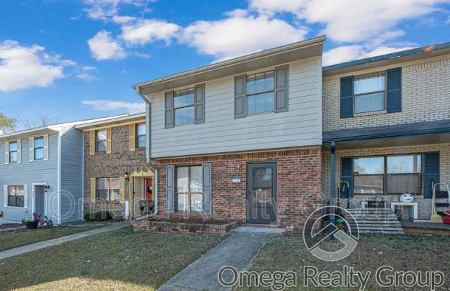 2319 Cheshire Dr photos photos