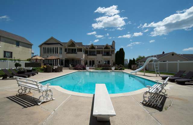 1026 Ocean Avenue - 1026 Ocean Avenue, Long Branch, NJ 07740