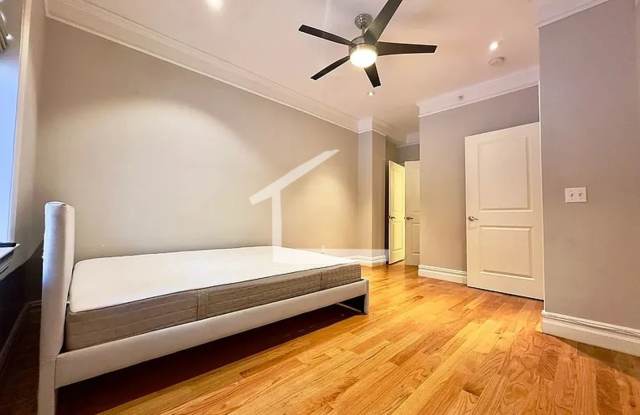Huge updated 2 bed unit in the heart of the South End! Gallery 4