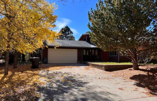 Move In Ready Gorgeous Home In The Country Club - 4154 East Broken Rock Loop, Flagstaff, AZ 86004