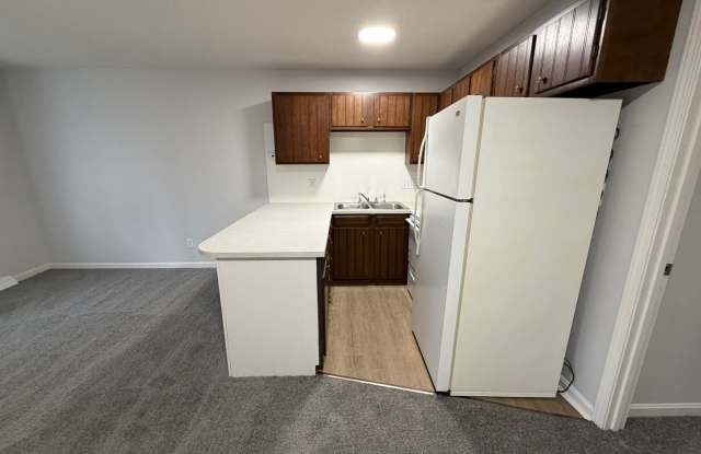 Green Valley Apartments Gallery 3