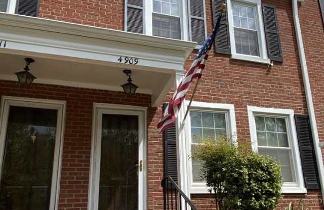 4909 29TH RD S - 4909 29th Road South, Alexandria, VA 22206