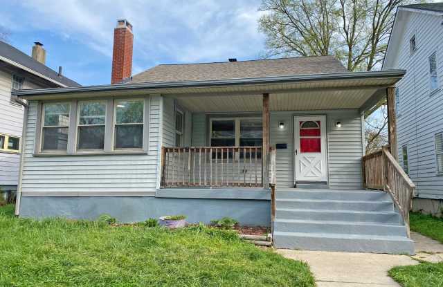 Spacious home on Kenwood photos photos