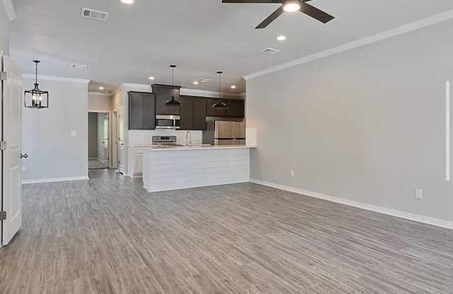511 Cooner Street - A Gallery 4