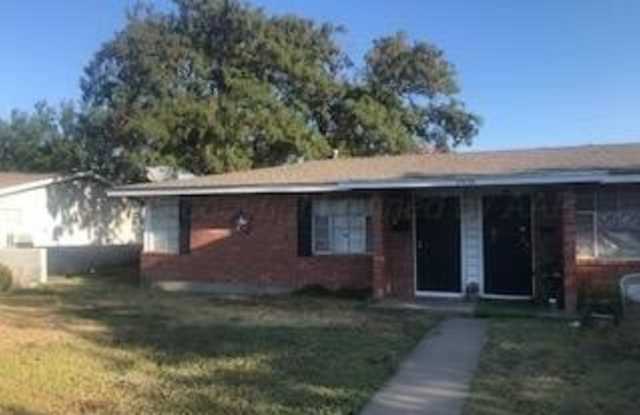 2708 CURTIS Drive - 2708 Curtis Drive, Amarillo, TX 79109