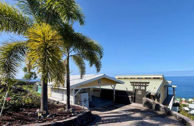4 Bedroom, 3 Bath, Furnished, Panoramic Coastline Sunset Views Gallery 1