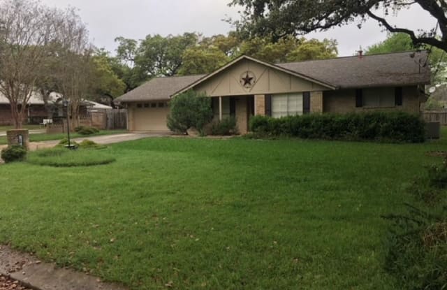 14 Mission Trace - 14 Mission Trace, New Braunfels, TX 78130