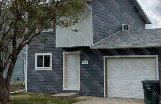 Townhome with a garage! photos photos