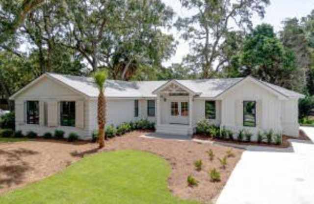 2404 Waterway Boulevard photos photos