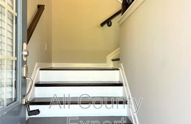 912 Rose Way Gallery 3