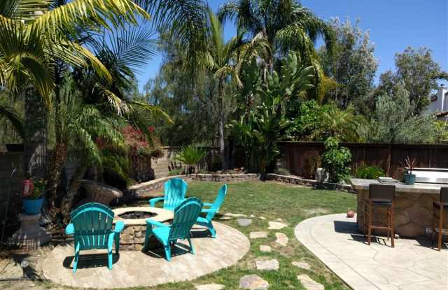 663 Santa Clara Ct Gallery 3