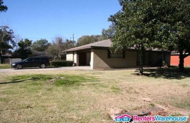 2110 South Houston Road - 2110 South Houston Road, Pasadena, TX 77502