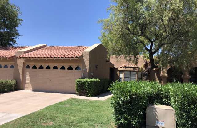 9144 E WINCHCOMB Drive Gallery 2