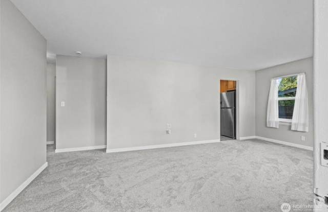 6910 Columbia Court Gallery 2